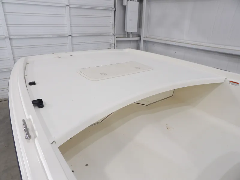 Slide: The Image of Mako Pro Skiff 17 CC 2016 - 9