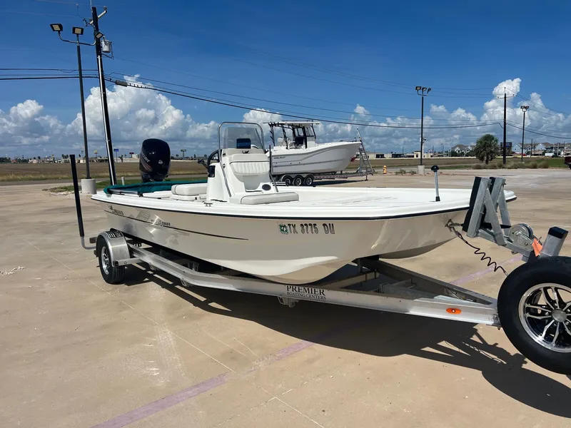 Slide: The Image of Mako Pro Skiff 19 CC 2017 - 8