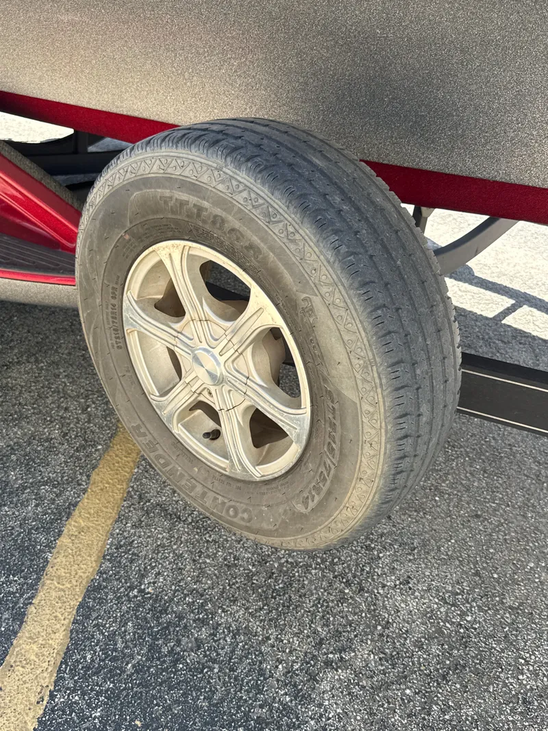 Slide: The Image of Ranger Z520 2012 - 24