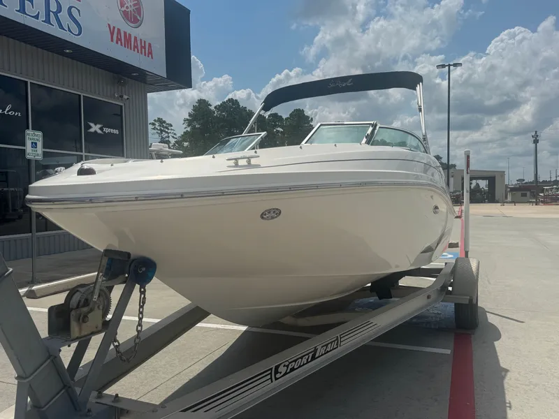 Slide: The Image of Sea Ray 185 Sport 2011 - 6