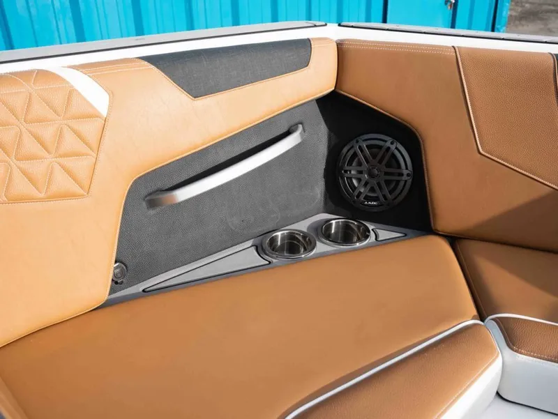 Slide: The Image of Nautique Super Air Nautique GS20 2026 - 13