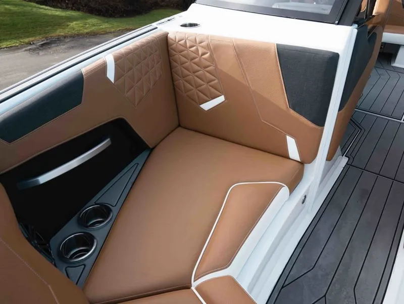 Slide: The Image of Nautique Super Air Nautique GS20 2026 - 15