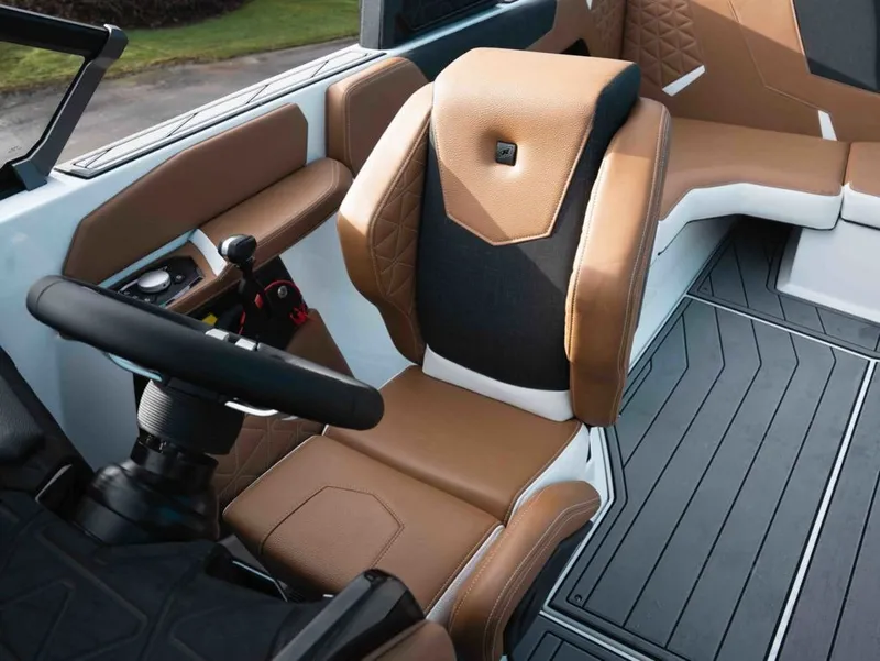 Slide: The Image of Nautique Super Air Nautique GS20 2026 - 16