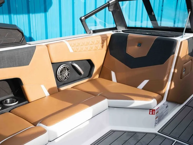 Slide: The Image of Nautique Super Air Nautique GS20 2026 - 6