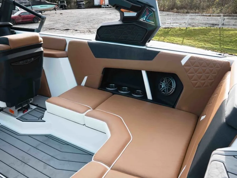 Slide: The Image of Nautique Super Air Nautique GS20 2026 - 9