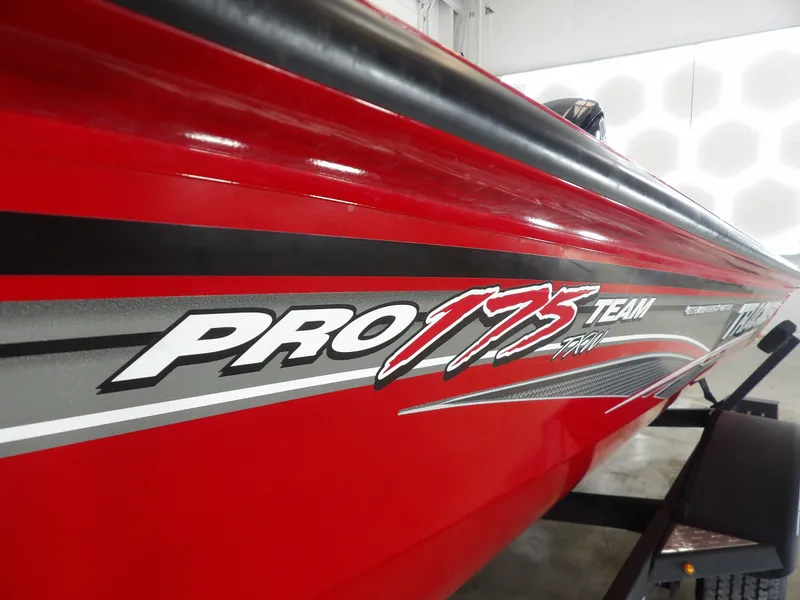 Slide: The Image of Tracker Proteam 175 2018 - 6