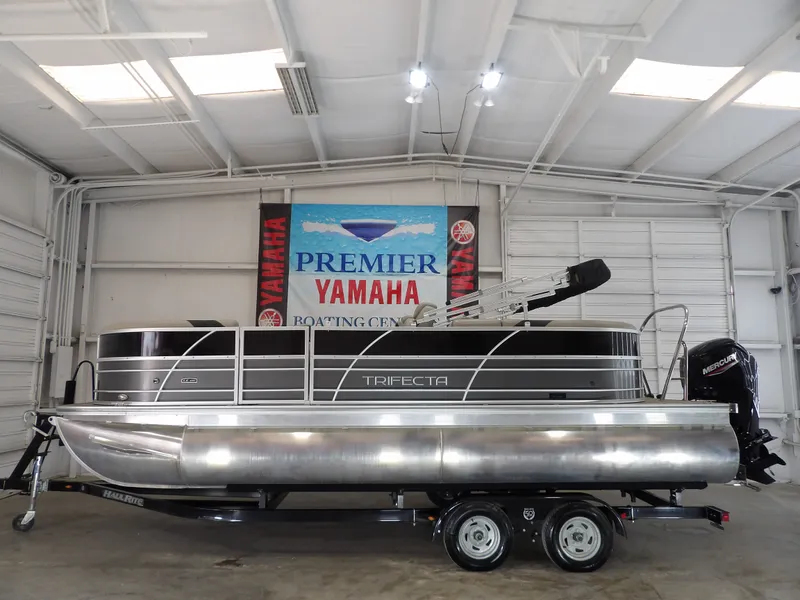 The Image of Trifecta 22RFLE275 2023 - 1