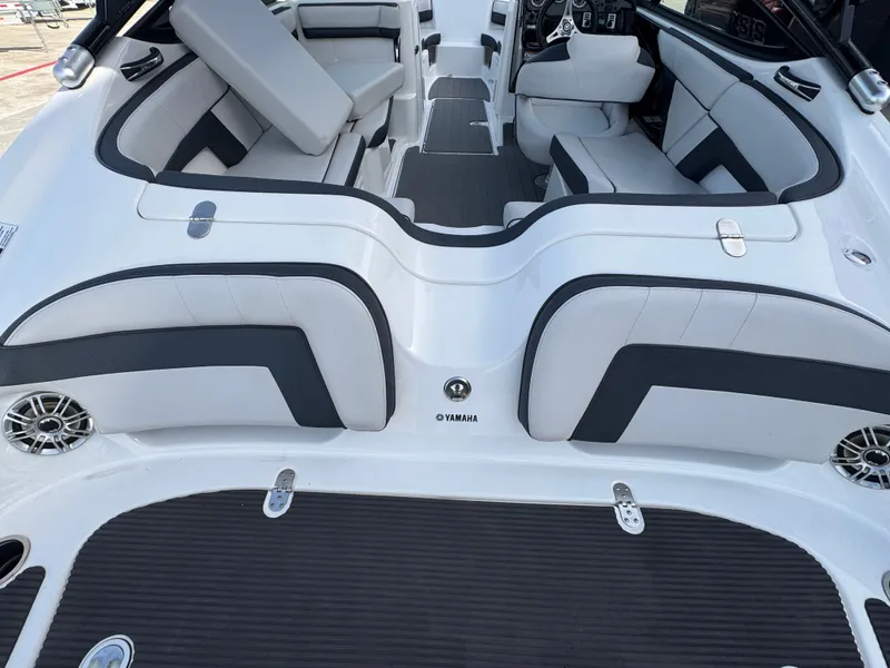 Slide: The Image of Yamaha 212X 2014 - 11