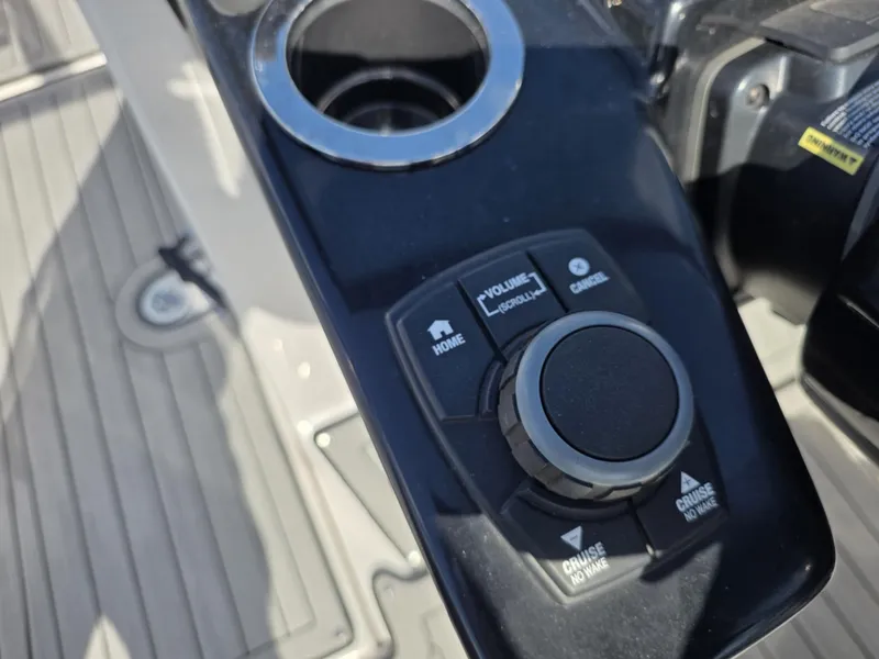 Slide: The Image of Yamaha 222SD 2023 - 21