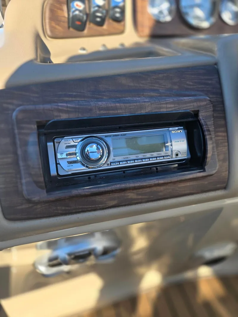 Slide: The Image of Bennington 2274 GL 2014 - 15