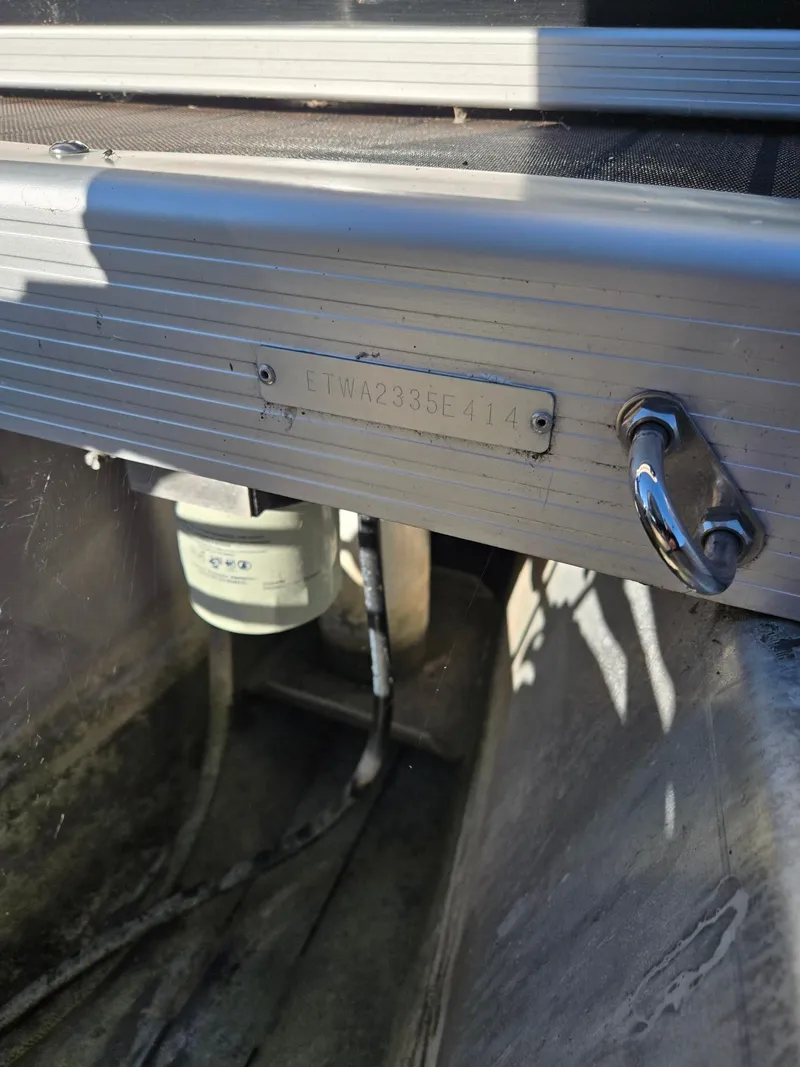 Slide: The Image of Bennington 2274 GL 2014 - 20