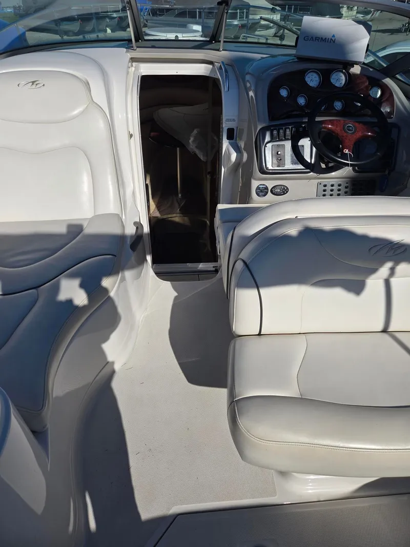 Slide: The Image of Monterey 250 Cruiser 2006 - 10