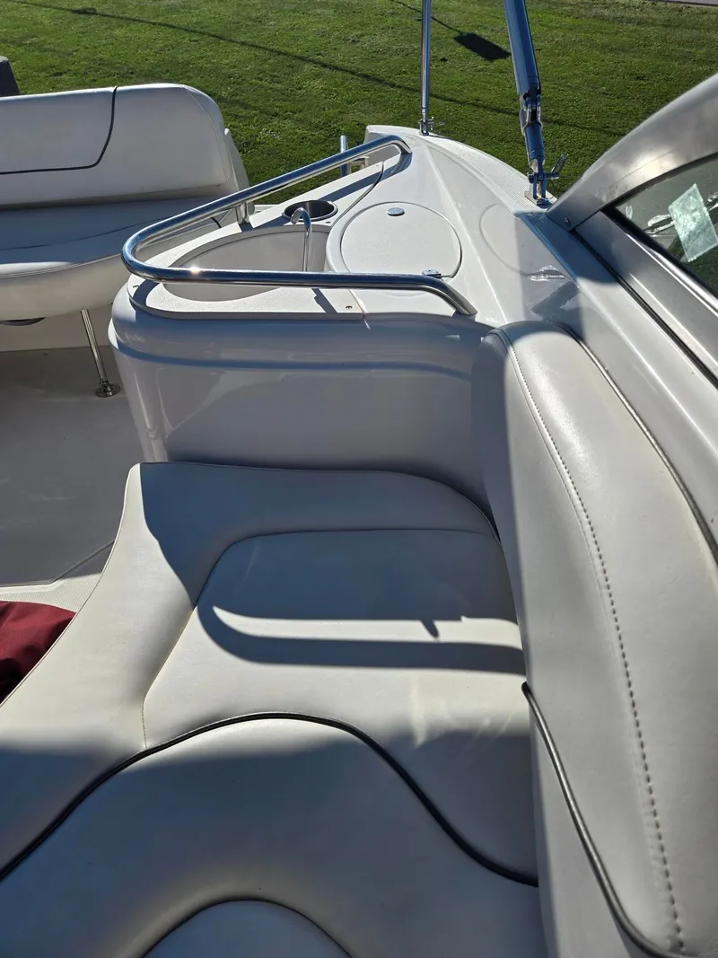 Slide: The Image of Monterey 250 Cruiser 2006 - 16