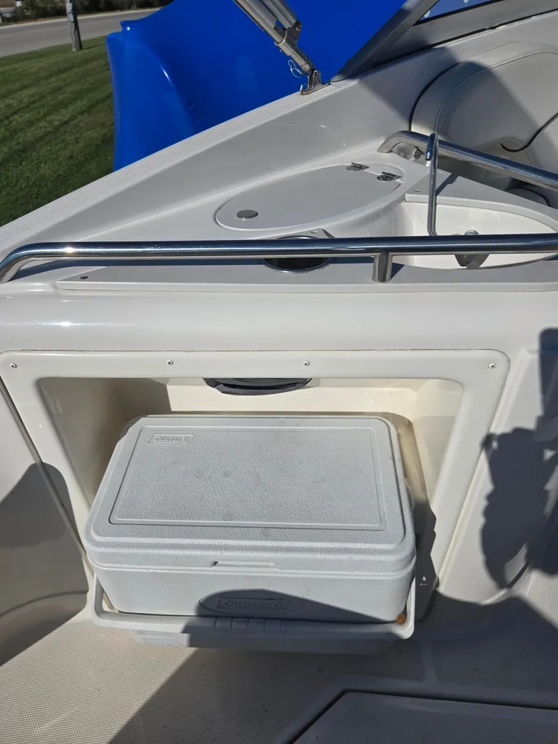 Slide: The Image of Monterey 250 Cruiser 2006 - 17