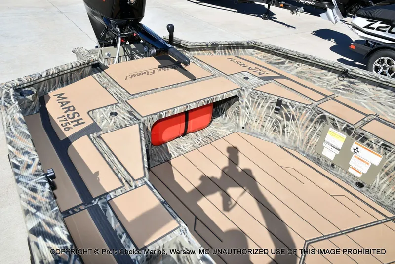 Slide: The Image of Tracker Grizzly 1756 T Marsh w/60HP Tiller 2026 - 3