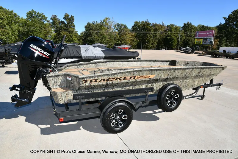 Slide: The Image of Tracker Grizzly 1756 T Marsh w/60HP Tiller 2026 - 32