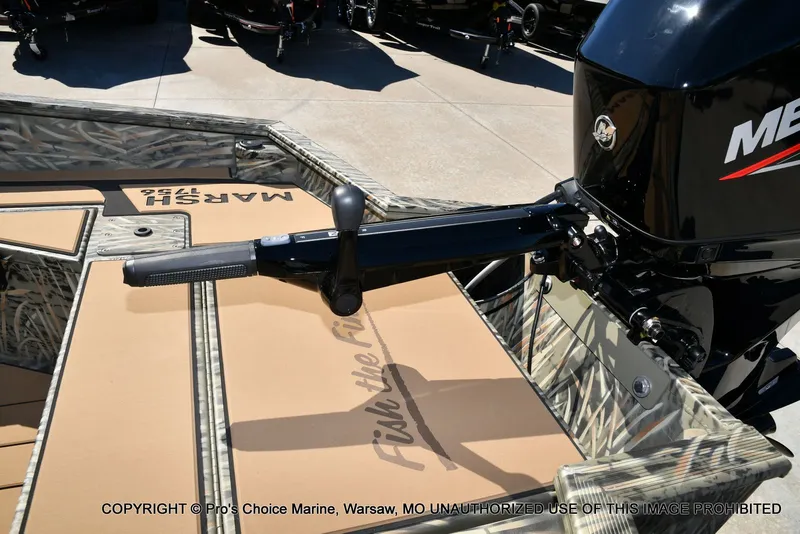 Slide: The Image of Tracker Grizzly 1756 T Marsh w/60HP Tiller 2026 - 43