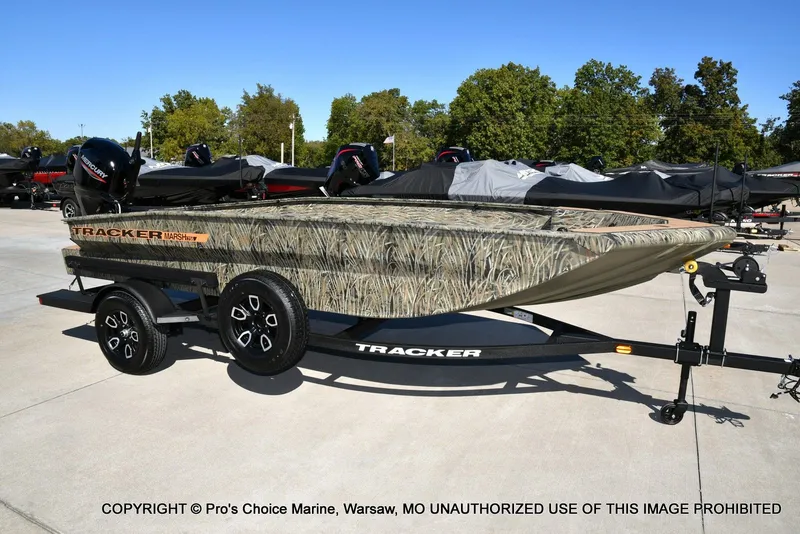 Slide: The Image of Tracker Grizzly 1756 T Marsh w/60HP Tiller 2026 - 61