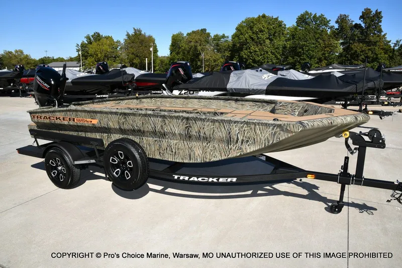 Slide: The Image of Tracker Grizzly 1756 T Marsh w/60HP Tiller 2026 - 68