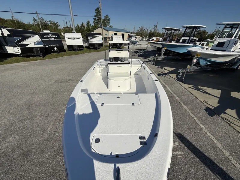 Slide: The Image of Sea Pro 172 Bay 2026 - 10