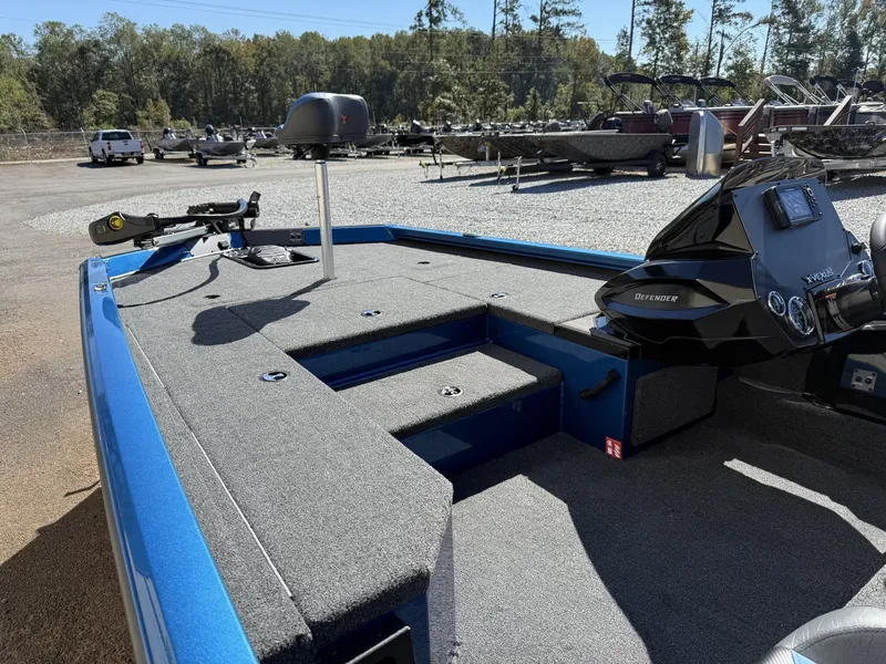 Slide: The Image of Vexus Defender 189 2026 - 8