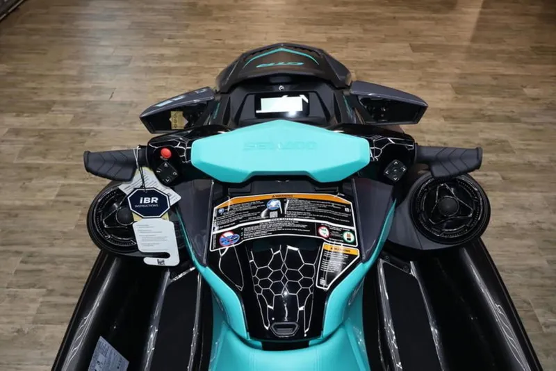 Slide: The Image of Sea-Doo GTR 230 2026 - 12