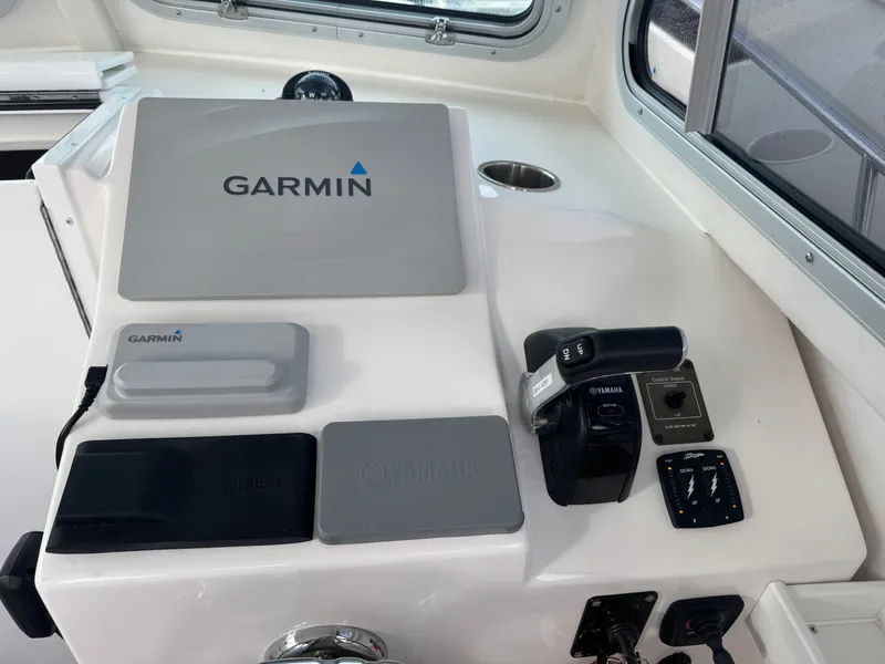 Slide: The Image of Steiger Craft 255DV Chesapeake 2020 - 13