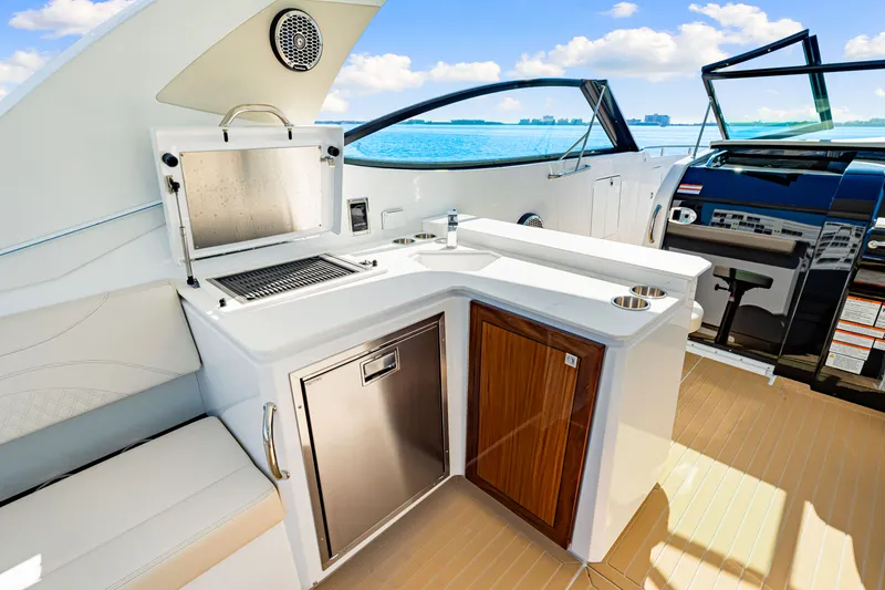 Slide: The Image of Cruisers 38 GLS Outboard 2026 - 60