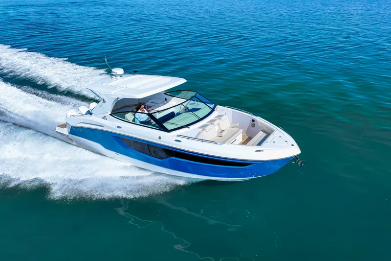 Slide: The Image of Cruisers Yachts 38 GLS Outboard 2026 - 40