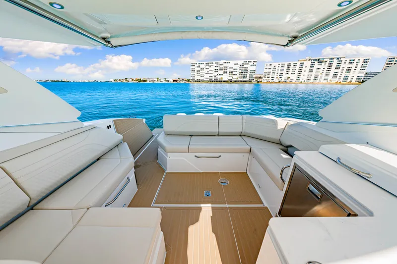 Slide: The Image of Cruisers Yachts 38 GLS Outboard 2026 - 58