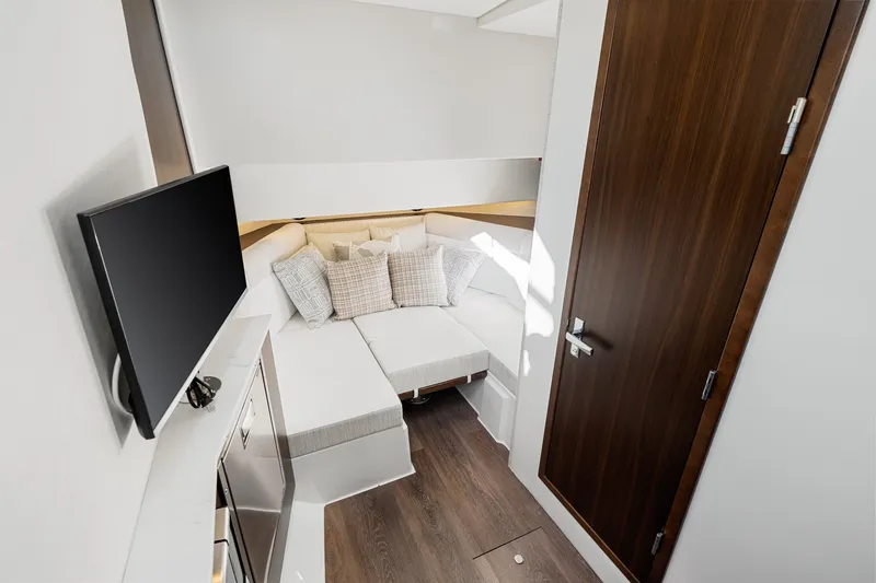 Slide: The Image of Cruisers Yachts 38 GLS Outboard 2026 - 75