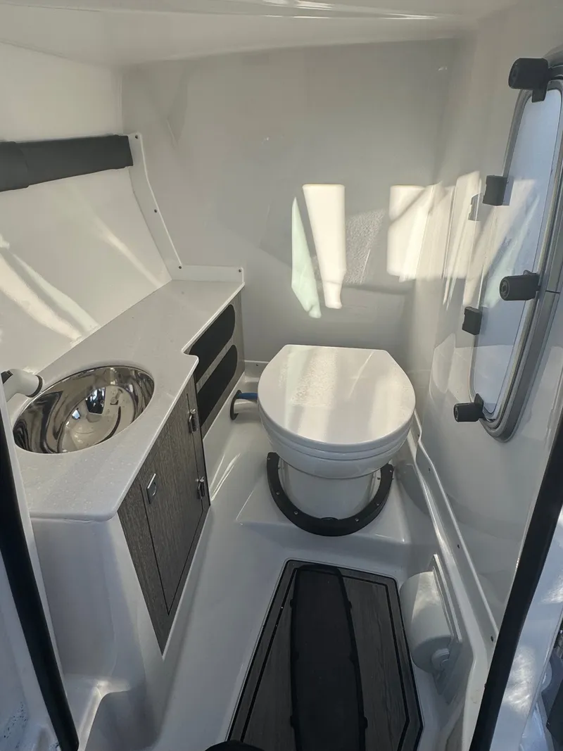 Slide: The Image of Monterey 278SS Super Sport 2026 - 15