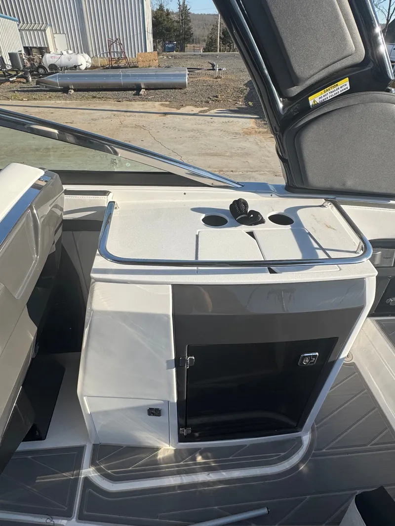 Slide: The Image of Monterey 278SS Super Sport 2026 - 8