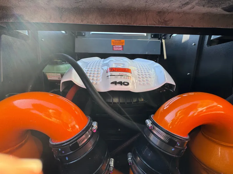 Slide: The Image of Tigé 24RZX 2026 - 12