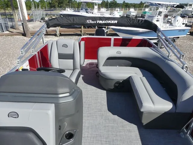 Slide: The Image of Sun Tracker Party Barge 18 DLX 2026 - 13