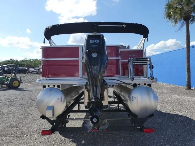 Slide: The Image of Sun Tracker Party Barge 18 DLX 2026 - 5