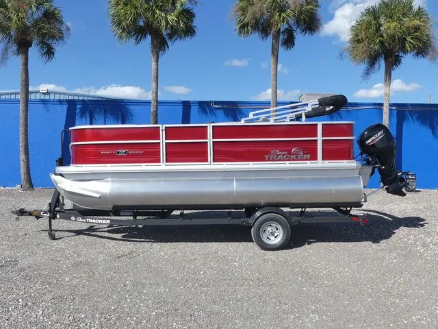 Slide: The Image of Sun Tracker Party Barge 18 DLX 2026 - 7