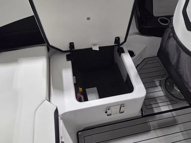 Slide: The Image of Yamaha 222SD 2026 - 12