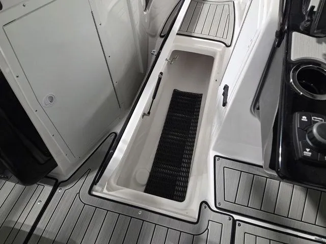 Slide: The Image of Yamaha 222SD 2026 - 24