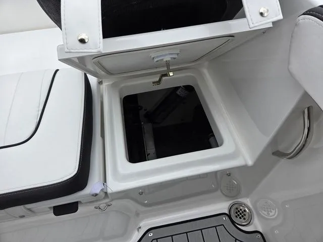 Slide: The Image of Yamaha 255 FSH Sport E 2026 - 14