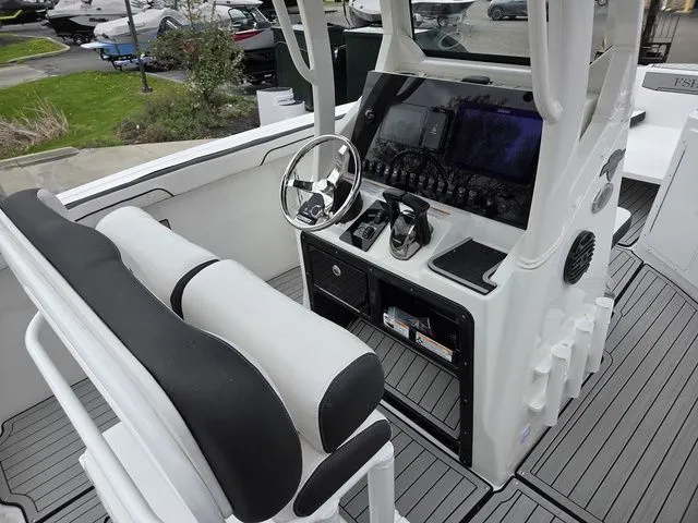 Slide: The Image of Yamaha 255 FSH Sport E 2026 - 18