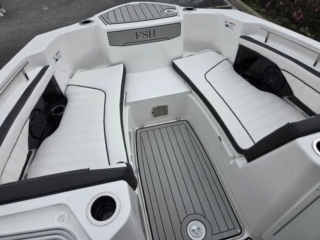 Slide: The Image of Yamaha 255 FSH Sport E 2026 - 37