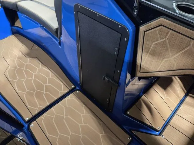 Slide: The Image of Yamaha 255XD 2026 - 19