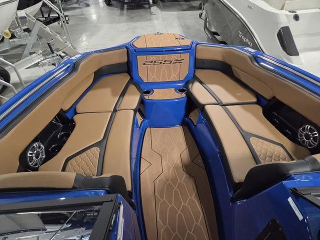 Slide: The Image of Yamaha 255XD 2026 - 20