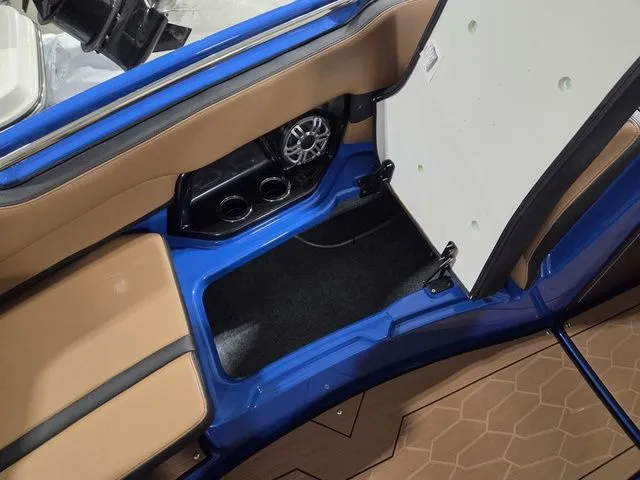 Slide: The Image of Yamaha 255XD 2026 - 21