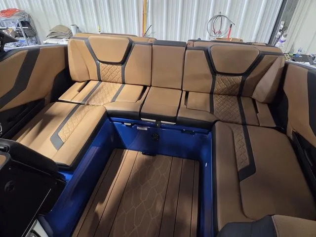 Slide: The Image of Yamaha 255XD 2026 - 9