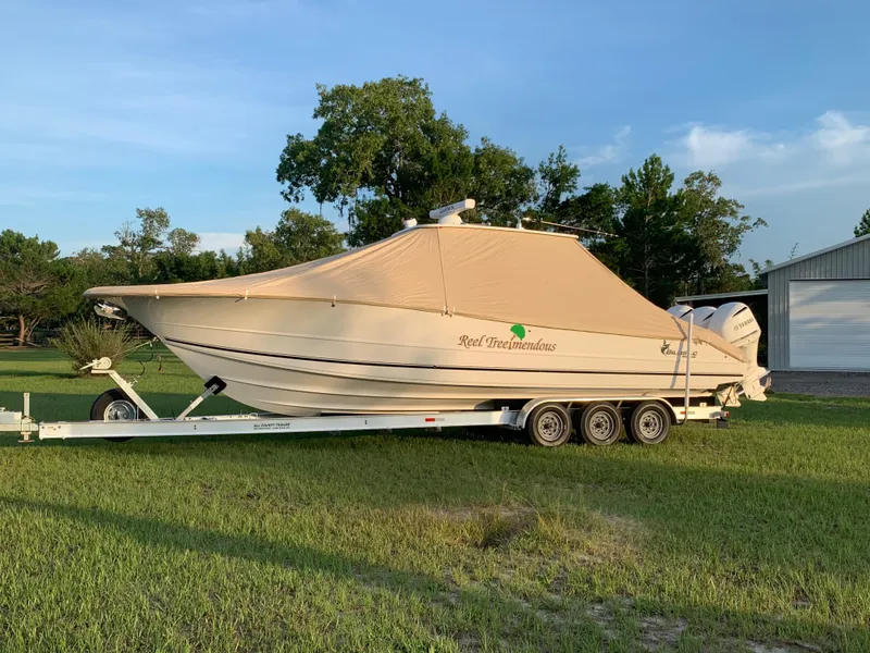 Slide: The Image of Key West Billistic 351 Center Console 2016 - 55