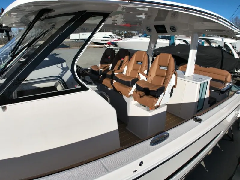 Slide: The Image of Regal 38 Surf Ultimate 2026 - 14