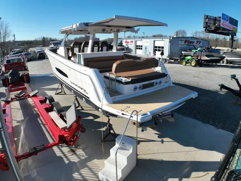 Slide: The Image of Regal 38 Surf Ultimate 2026 - 19