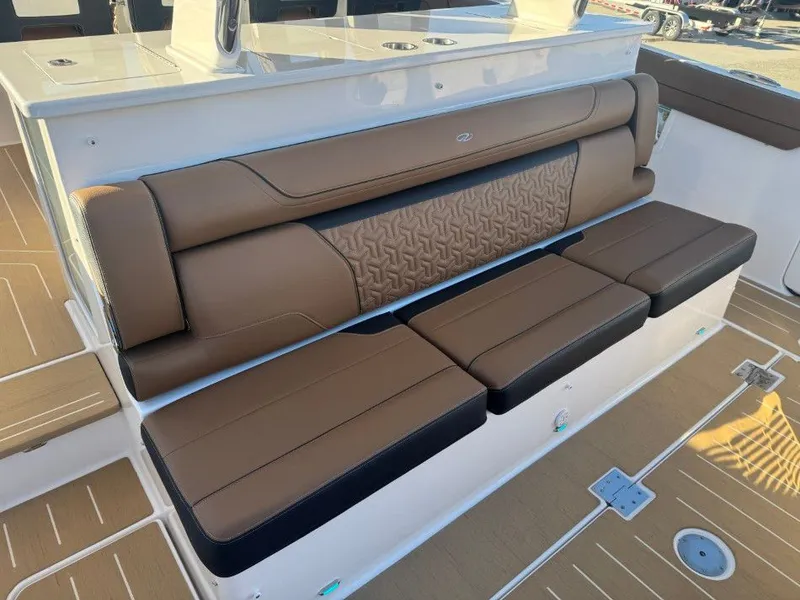 Slide: The Image of Regal 38 Surf Ultimate 2026 - 23